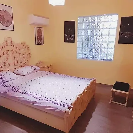Apartment Amethyst